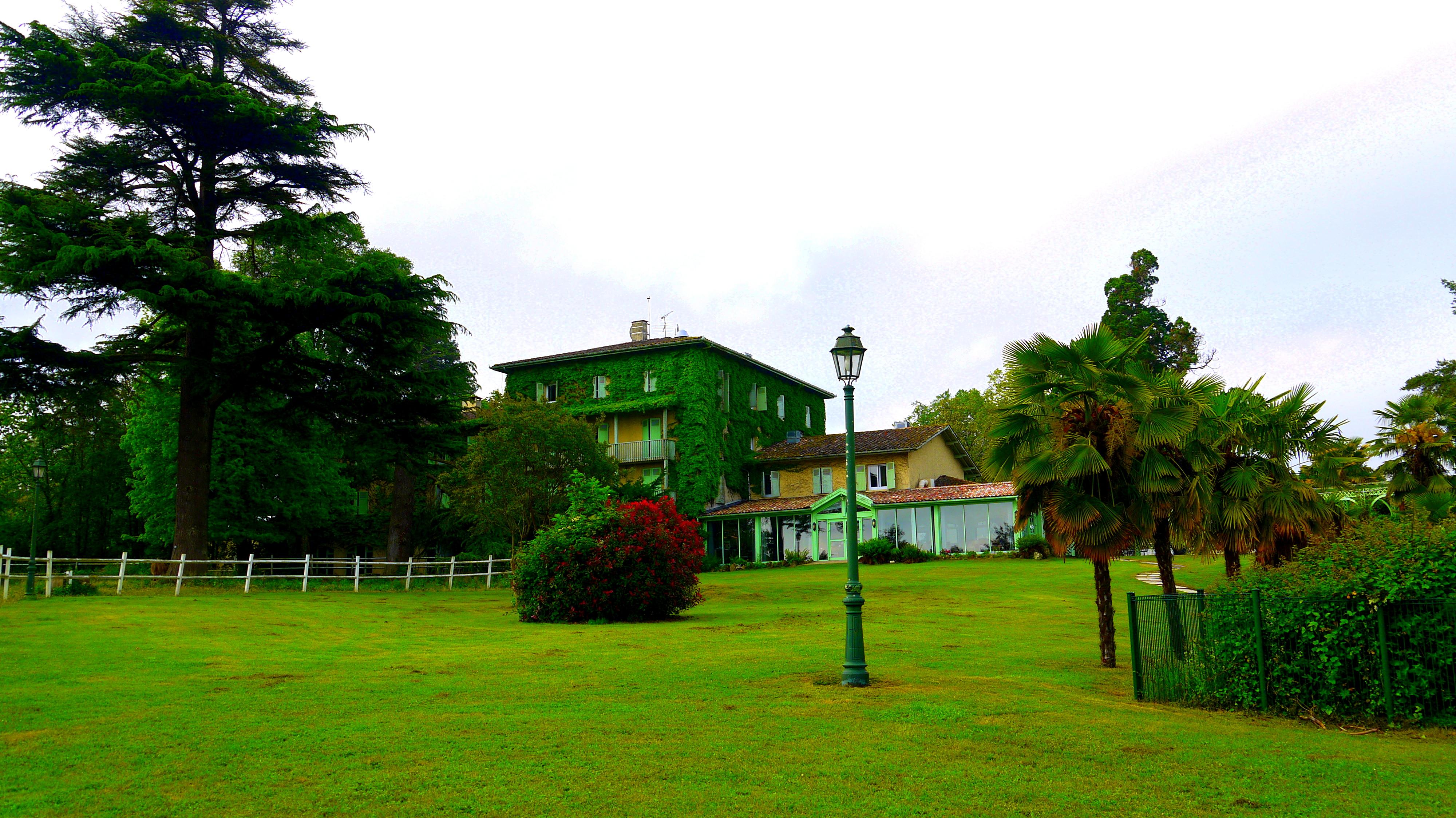 Logis Hotels- Hotel Et Restaurant Domaine De Fompeyre Базас Экстерьер фото